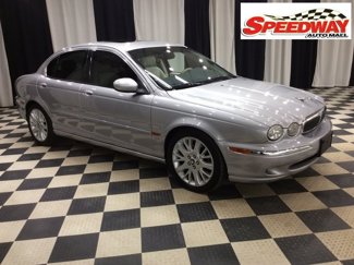 Used 2003 Jaguar X-TYPE 2.5 image 1