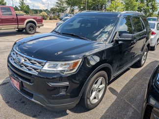 Used 2018 Ford Explorer XLT image 1