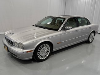 Used 2005 Jaguar XJ8 L image 1
