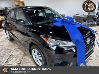 Used 2024 Nissan Kicks S image 1