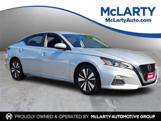 Used 2021 Nissan Altima 2.5 SV image 1