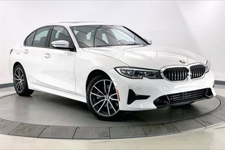 Certified 2022 BMW 330i xDrive Sedan w/ Driving Assistance Package image 1