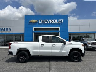 Used 2020 Chevrolet Silverado 1500 Custom Trail Boss w/ Custom Convenience Package image 1