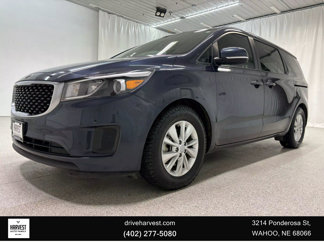 Used 2016 Kia Sedona LX w/ LX Essentials Premium Package image 1