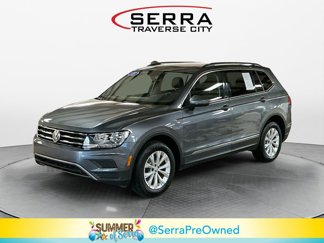 Used 2018 Volkswagen Tiguan SE w/ Panoramic Sunroof Package image 1