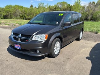 Used 2019 Dodge Grand Caravan SXT image 1