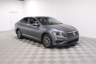 Used 2019 Volkswagen Jetta SEL w/ Cold Weather Package image 1