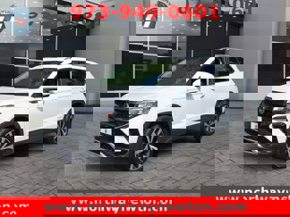 Used 2022 Volkswagen Taos SE w/ Panoramic Sunroof Package image 1