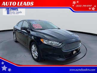 Used 2014 Ford Fusion SE image 1