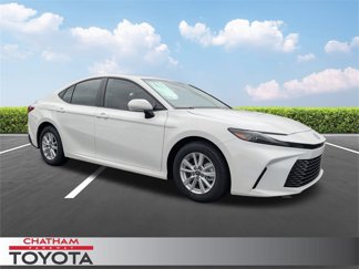 New 2025 Toyota Camry LE image 1