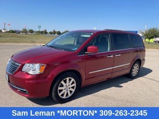 Used 2016 Chrysler Town & Country Touring w/ Driver Convenience Group image 1