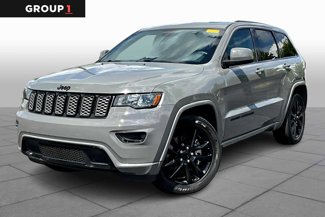 Used 2021 Jeep Grand Cherokee Laredo X image 1