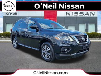 Used 2017 Nissan Pathfinder S image 1