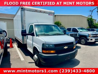 Used 2019 Chevrolet Express 3500 Extended image 1