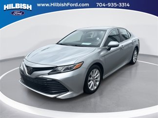Used 2018 Toyota Camry L image 1