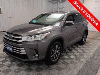 Used 2018 Toyota Highlander XLE image 1