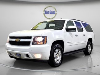 Used 2010 Chevrolet Suburban LT image 1