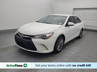 Used 2016 Toyota Camry SE image 1