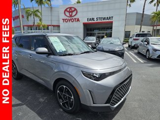 Used 2023 Kia Soul EX image 1