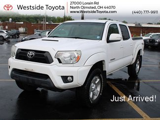 Used 2015 Toyota Tacoma PreRunner w/ TRD Sport Package image 1