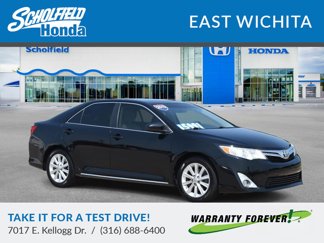 Used 2012 Toyota Camry XLE image 1