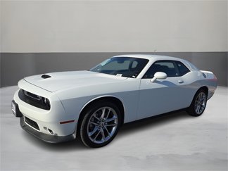 Used 2022 Dodge Challenger GT image 1