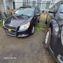 Used 2010 Chevrolet Aveo5 LT image 1