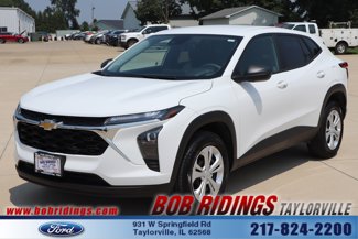 Used 2025 Chevrolet Trax LS image 1