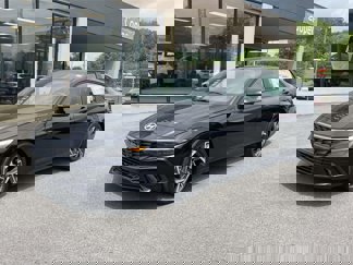 New 2025 Hyundai Elantra Sport image 1