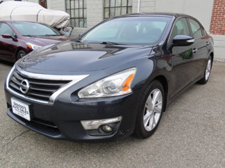 Used 2014 Nissan Altima 2.5 SV w/ Convenience Package image 1