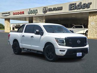 Used 2023 Nissan Titan SV w/ SV Convenience Package image 1