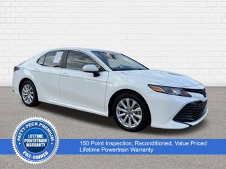 Used 2020 Toyota Camry LE image 1