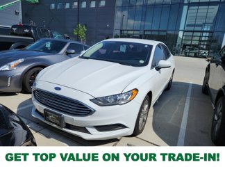 Used 2017 Ford Fusion SE image 1