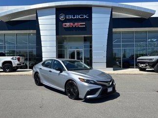 Used 2022 Toyota Camry SE image 1