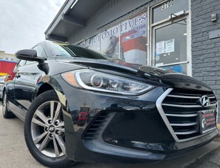 Used 2017 Hyundai Elantra SE image 1