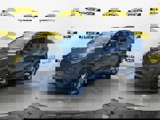 Used 2022 Toyota RAV4 XLE image 1