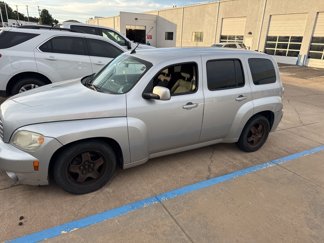 Used 2011 Chevrolet HHR LT image 1