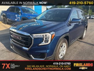 Certified 2022 GMC Terrain SLE w/ Driver Convenience Package image 1