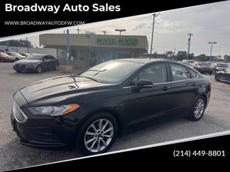 Used 2017 Ford Fusion SE w/ Fusion SE Technology Package image 1