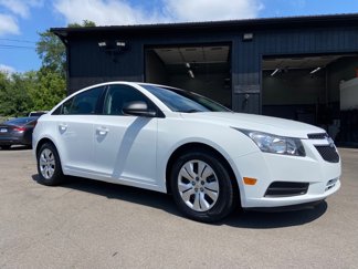 Used 2014 Chevrolet Cruze LS image 1