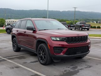 Certified 2024 Jeep Grand Cherokee Altitude image 1