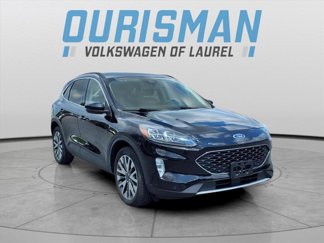 Used 2020 Ford Escape Titanium image 1