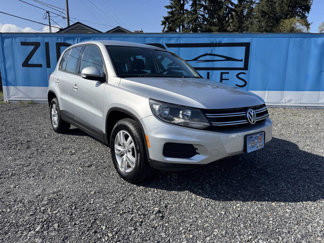 Used 2014 Volkswagen Tiguan S image 1