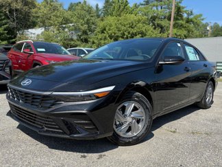 New 2025 Hyundai Elantra SE image 1