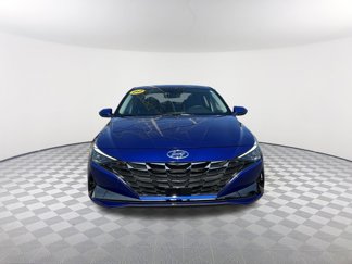Used 2022 Hyundai Elantra Limited w/ Cargo Package video 2
