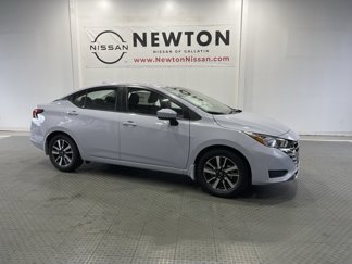 New 2024 Nissan Versa SV w/ Trunk Package image 1