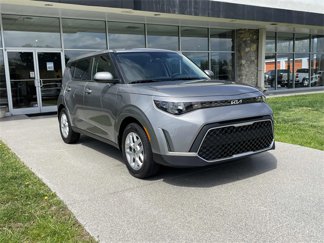New 2025 Kia Soul LX image 1