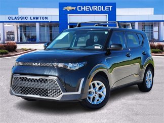 Used 2023 Kia Soul LX w/ LX Technology Package image 1