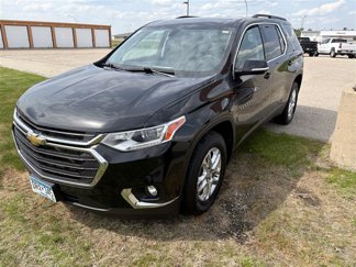 Used 2020 Chevrolet Traverse LT image 1