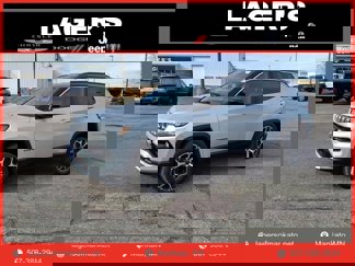 New 2025 Jeep Compass Limited image 1